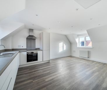 2 bedroom maisonette to rent - Photo 2