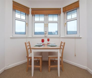 2 bedroom apartment to rent - Photo 6