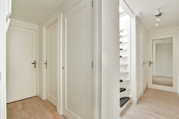 For rent: Churchill-laan 189-4, 1078 EA Amsterdam - Photo 1