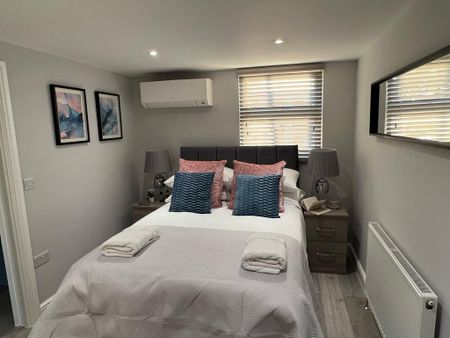 3 bedroom apartment to rent - Photo 5