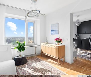 Borgarfjordsgatan, Kista - Photo 4