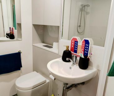 Ultra Twin Apartment King Single Bed - Photo 5