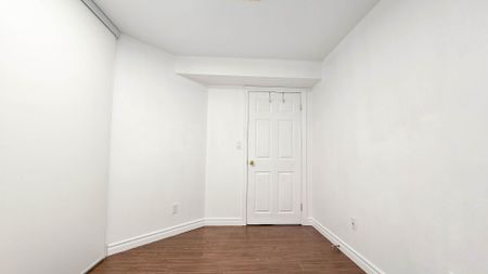 For Lease - 7 Mccrackin Court, Vaughan, Ontario - Photo 4