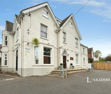 1 bedroom flat to rent - Photo 6