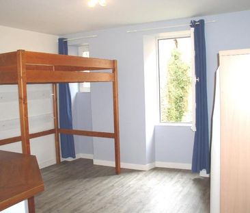 Location Appartement 1 pièce 25m² POITIERS 86000 - Photo 2