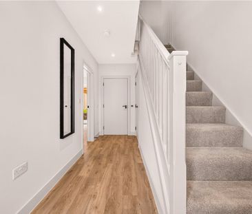A beautifully designed three bedroom family home set within The Quarry, an award winning new community that blends contemporary living, excellent connectivity and sustainable design. - Photo 3