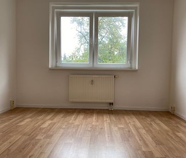 Hereinspaziert! 3-Raumwohnung mit Balkon - Foto 4