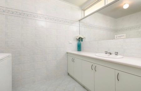 Para Hills - Photo 2