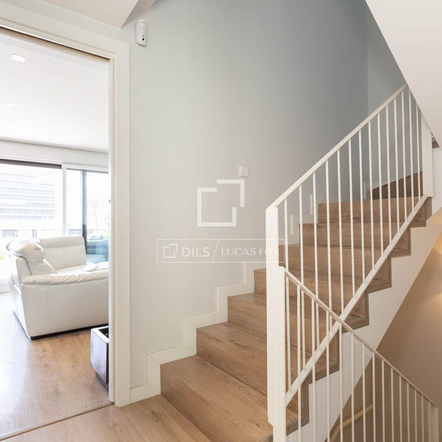 Excellent 5 Bedroom house / villa for rent in Esplugues, Barcelona - Foto 1