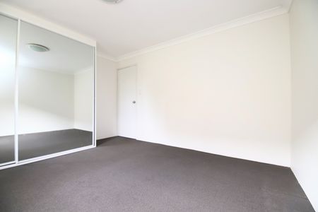 21/142-144 Meredith Street - Photo 3