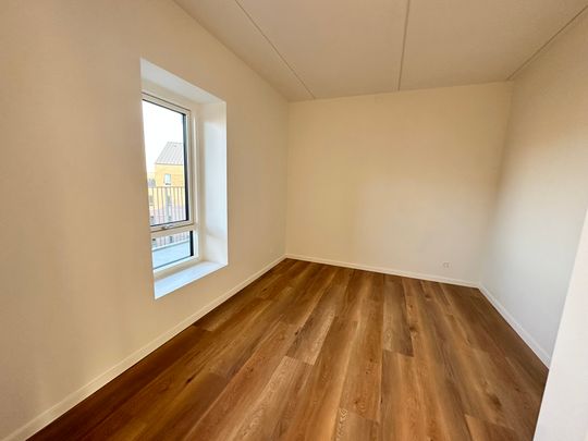 Moderne 3-værelses lejlighed med udsigt i Nørresundby - Photo 1