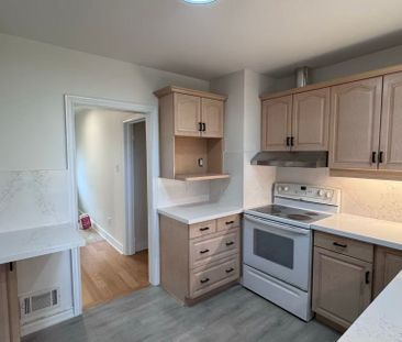 For Lease - 66 Paperbirch Drive Unit# Upper, Toronto, Ontario - Photo 2