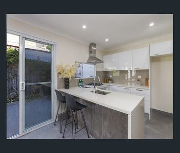 Perfect location 3 bedroom house in Darlington - Photo 5