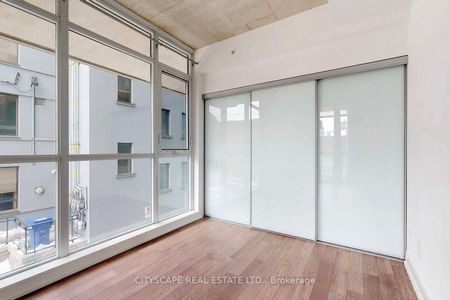 Carlaw Lofts 1190 , #220 - Photo 5