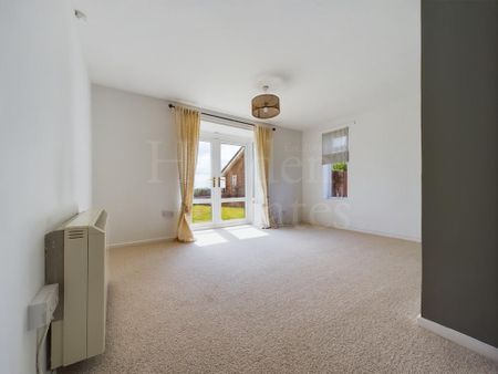 2 bedroom semi-detached bungalow to rent - Photo 5