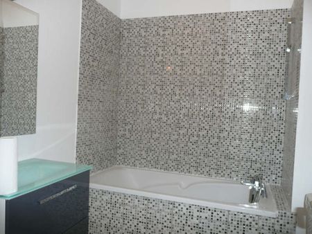 Location Appartement 2 pièces 36m² ROUEN 76000 - Photo 2