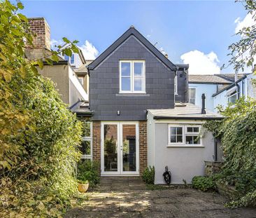 4 bedroom terraced house to rent - Photo 4
