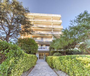 Location Appartement 1 pièce Meublé 25m² CANNES 06400 - Photo 6