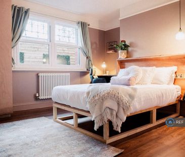 1 bedroom in a house share to rent - Photo 5