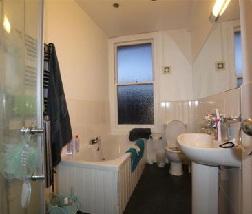 5 bedroom house to rent - Photo 1