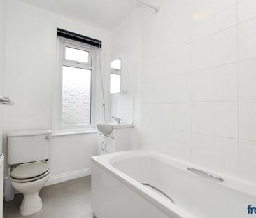 Courthill Road, Poole - Photo 5