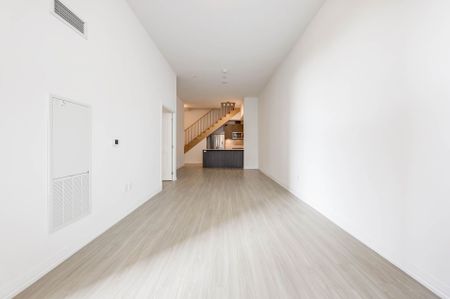 For Lease - 25 Holly Street Unit# TH104, Toronto, Ontario - Photo 5