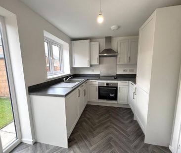 3 bedroom semi-detached house to rent - Photo 6