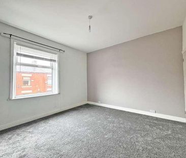 Coalshaw Green Road, Chadderton, OL9 - Photo 4