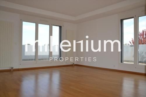 Grand appartement entièrement rénové à Champel - Photo 1