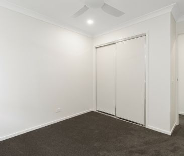 LUXURY HOME IN RIVERINA ESTATE - Photo 3