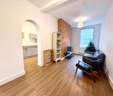 2 bedroom flat to rent - Photo 5