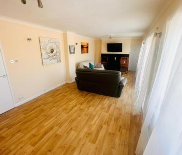 1 bedroom in a house share to rent - Photo 6