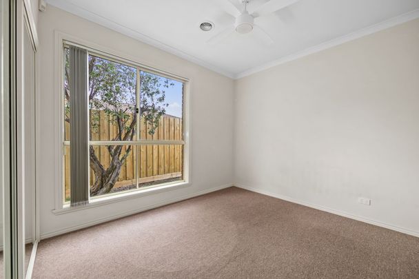 More Like a House Than a Unit - Spacious, Light-Filled Living in a Prime Location - Photo 1