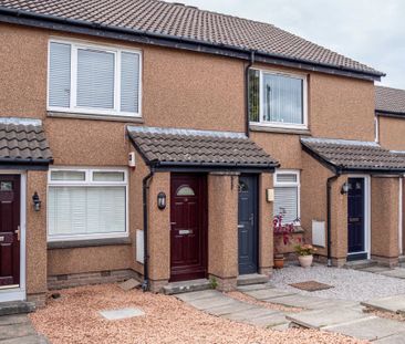 2362L Stuart Crescent, Edinburgh, EH12 8XS - Photo 2