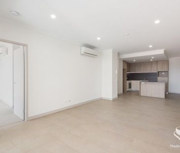 CENTRAL CHERMSIDE LOCATION - Photo 3