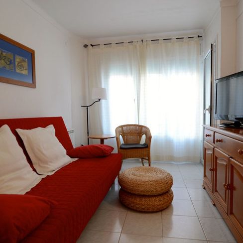 Carrer del Pintor Enric Serra - Foto 1