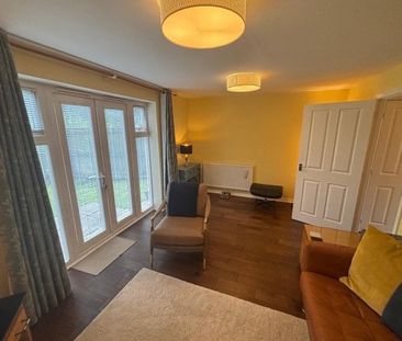 Ffordd Danygraig, Swansea, SA9 - Photo 1