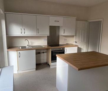 2 bedroom terraced house to rent - Photo 6