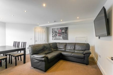 Newlands Road, Jesmond, Newcastle upon Tyne NE2 3NT - Photo 4