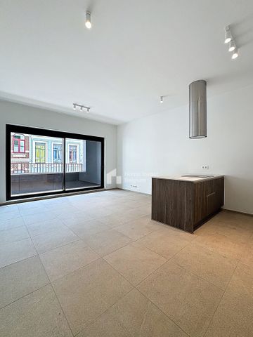 Beautiful 3-bedroom apartment with terrace in a new building - Photo 3