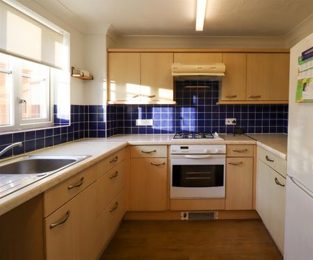 Morton Close, Ely - Photo 2