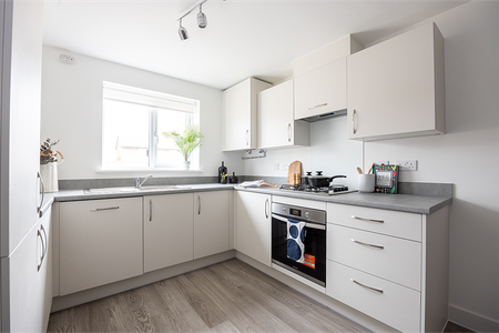 2 bedroom semi-detached house to rent - Photo 2