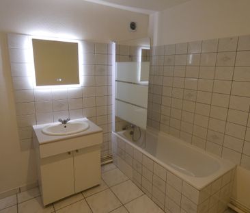 Location Appartement 1 pièce 31m² BEAUNE 21200 - Photo 5