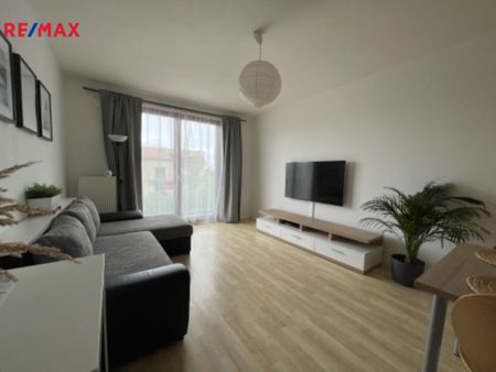 Pronájem bytu 2+kk v osobním vlastnictví 48 m², Hostivice - Fotografie 2