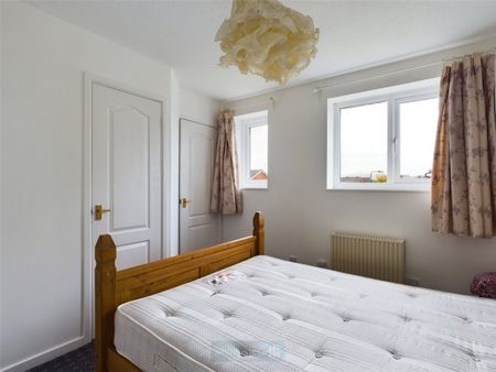 Heron Drive, Lenton, Nottingham, Nottinghamshire, NG7 - Photo 2