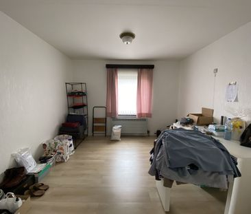 Ruime woning met drie ruime slaapkamers! - Foto 2