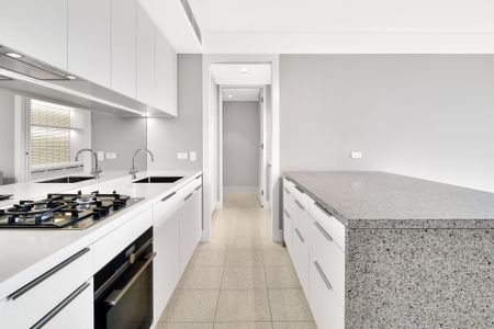 Stunning brand new two bedroom two bathroom apartment in Surry Hills Village - Photo 3