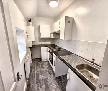 Wellington Road, Doncaster, DN12 - Photo 4