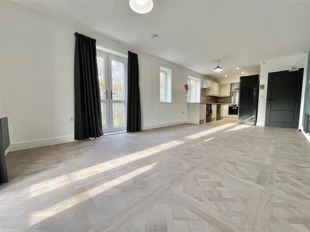 Sienna Villas, Hyde - Photo 4