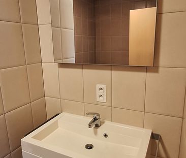 Appartement 3 chambres à 7100 La Louvière - Foto 5